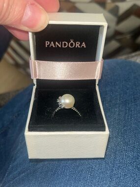 Brand new in box Pandora Pearl Garden Odyssey Ring Size 8